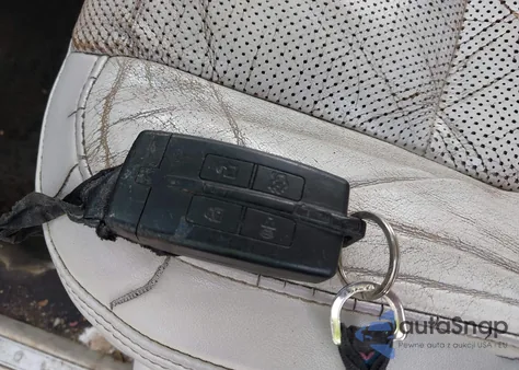 2009 Lincoln Mks из США, поврежденный, VIN 1LNHM93R19G611743